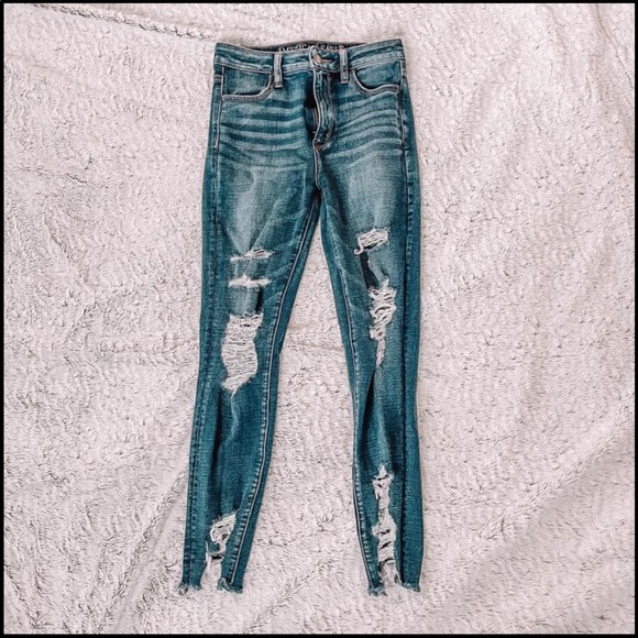 American eagle highwaisted jeans - Picture 1 of 3